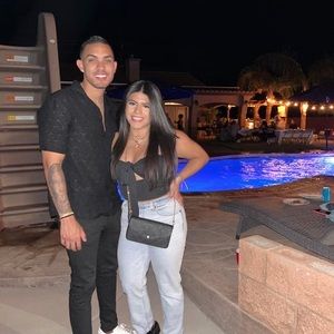 Meet your Posher, Abraham